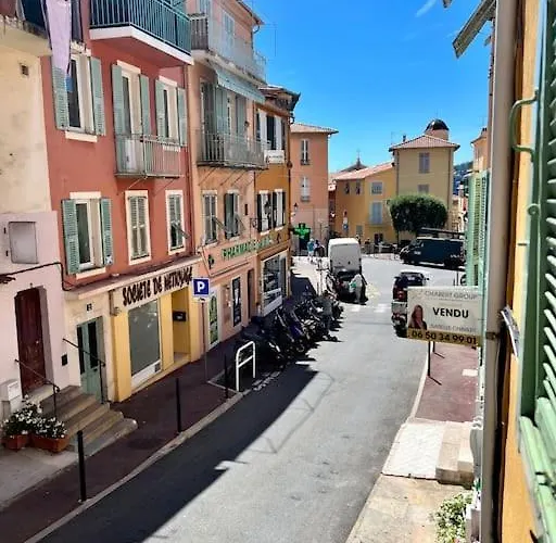 Appartement De Charme Au Coeur De La Vielle Ville