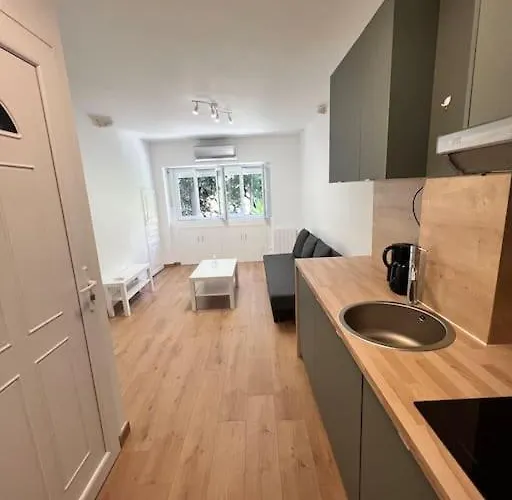 Appartement De Charme Au Coeur De La Vielle Ville
